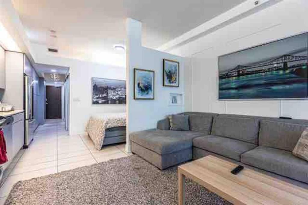 Beautiful Apartment Downtown, Mins To Rogers Arena, Stadium, Restaurants, Shops Vancouver Exteriér fotografie