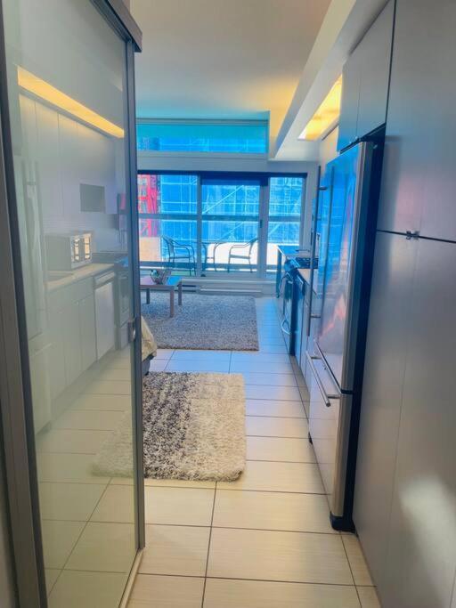 Beautiful Apartment Downtown, Mins To Rogers Arena, Stadium, Restaurants, Shops Vancouver Exteriér fotografie